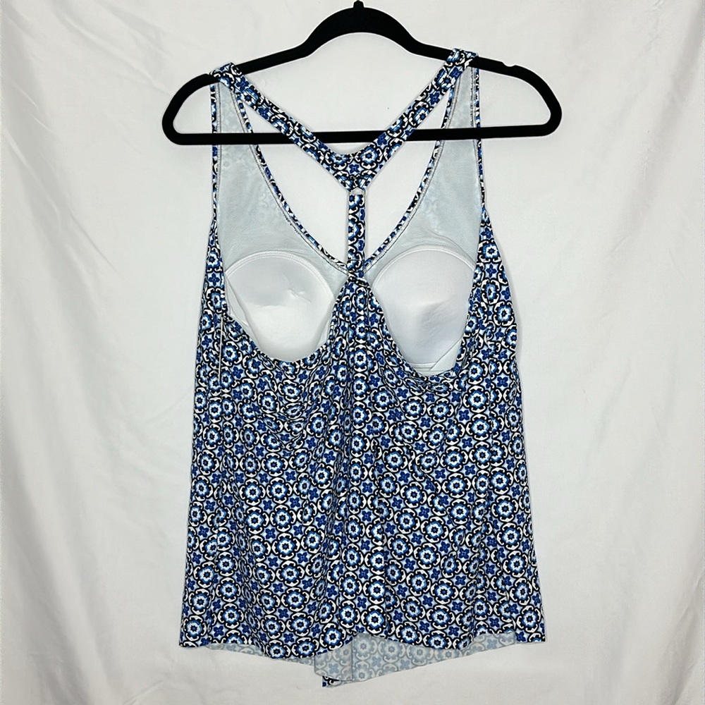 NWT Adjustable Racerback Swim Top - Picture 3 of 5
